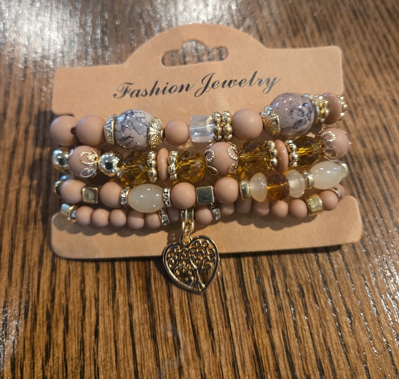 Elegant Gold and Cream Beaded Bracelet Set - Picture 2 of 2